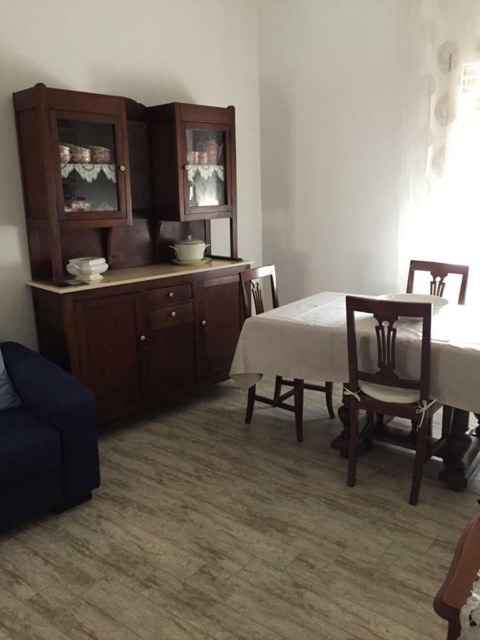 Nuovo Appartamento In Centro بولا المظهر الخارجي الصورة